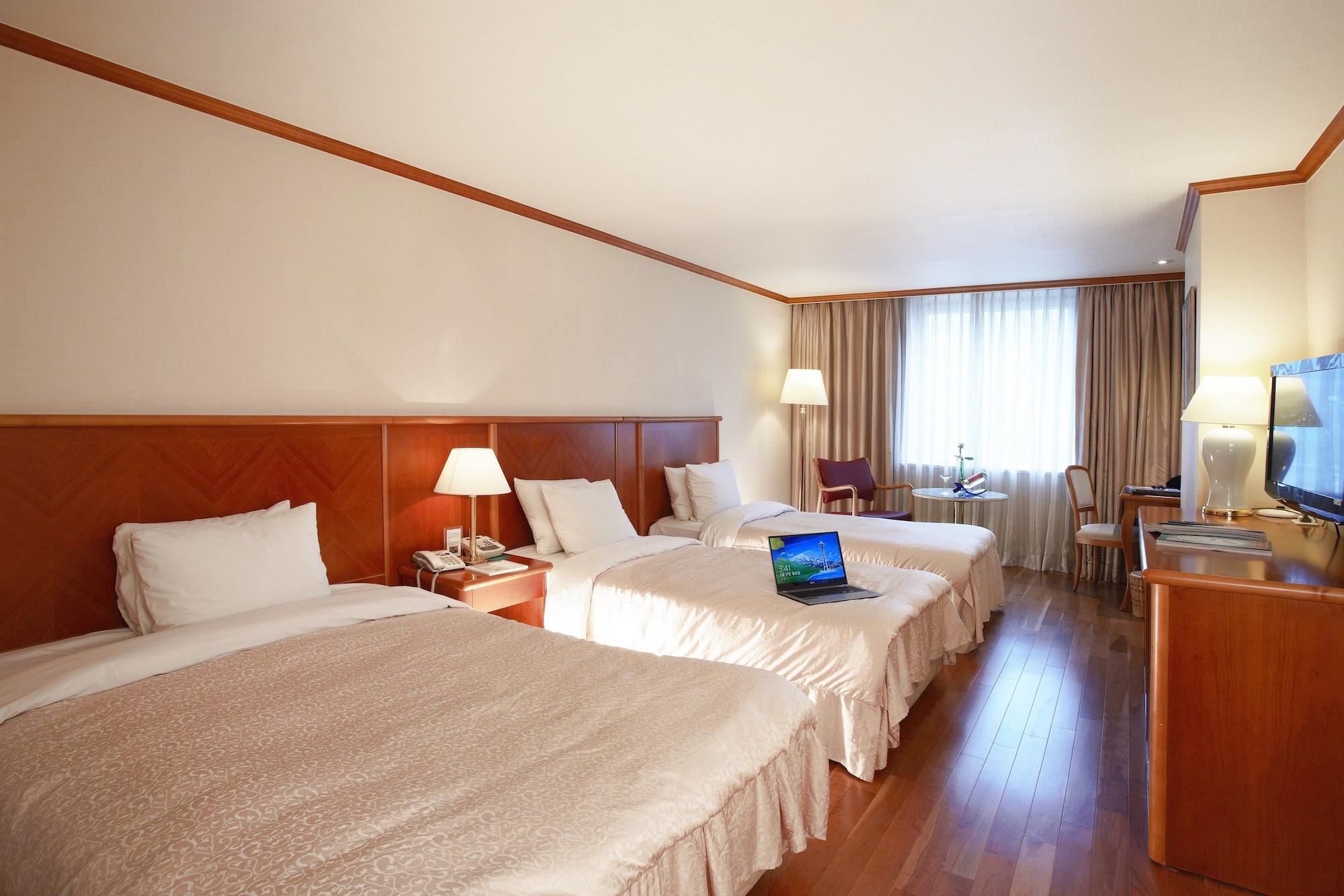 Sejong Hotel Seoul Myeongdong מראה חיצוני תמונה