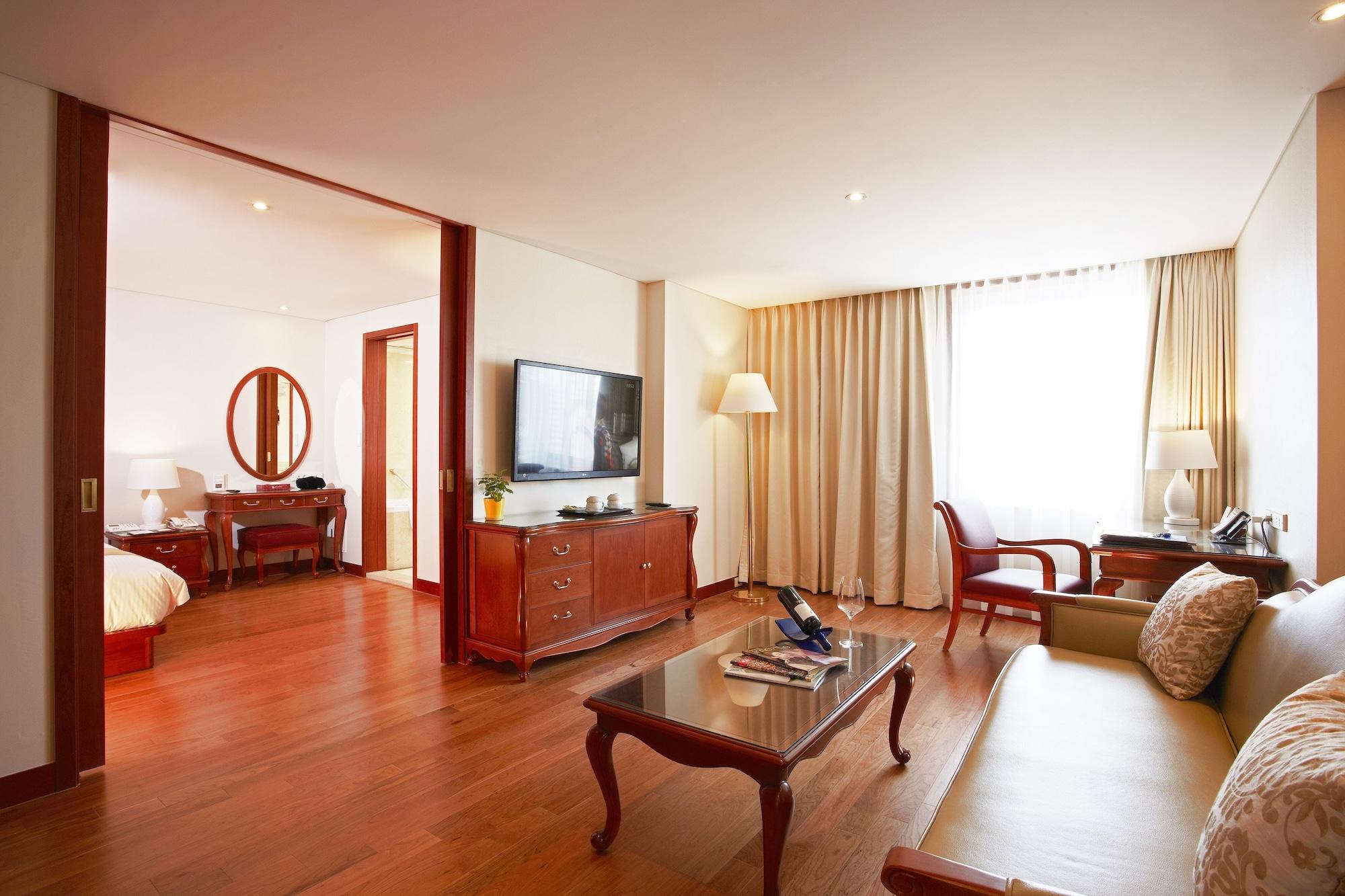 Sejong Hotel Seoul Myeongdong מראה חיצוני תמונה