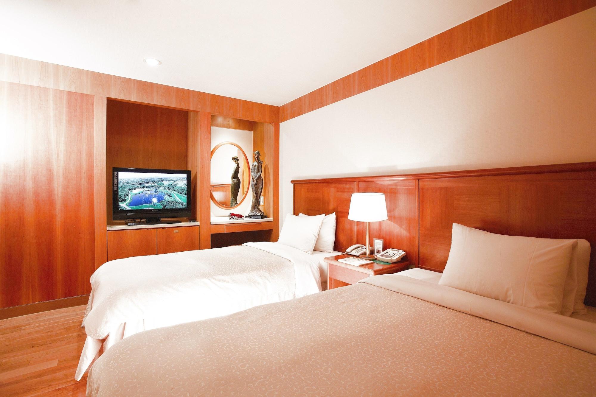 Sejong Hotel Seoul Myeongdong מראה חיצוני תמונה