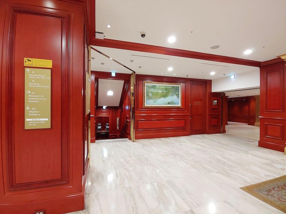 Sejong Hotel Seoul Myeongdong מראה חיצוני תמונה
