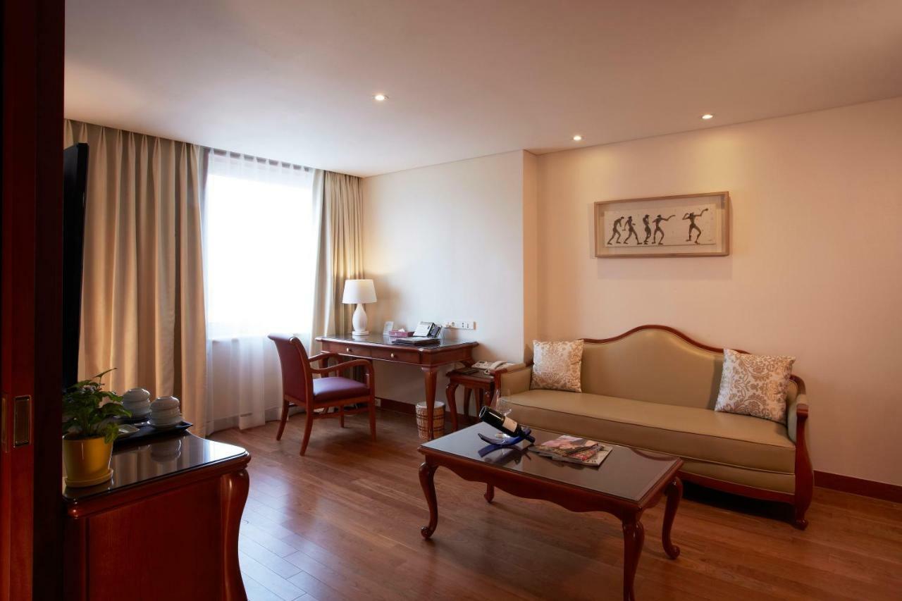 Sejong Hotel Seoul Myeongdong מראה חיצוני תמונה